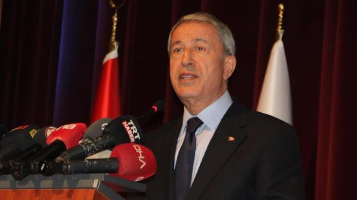 Bakan Akar: Teröristlerin sığınaklarının hepsi başlarına yıkıldı