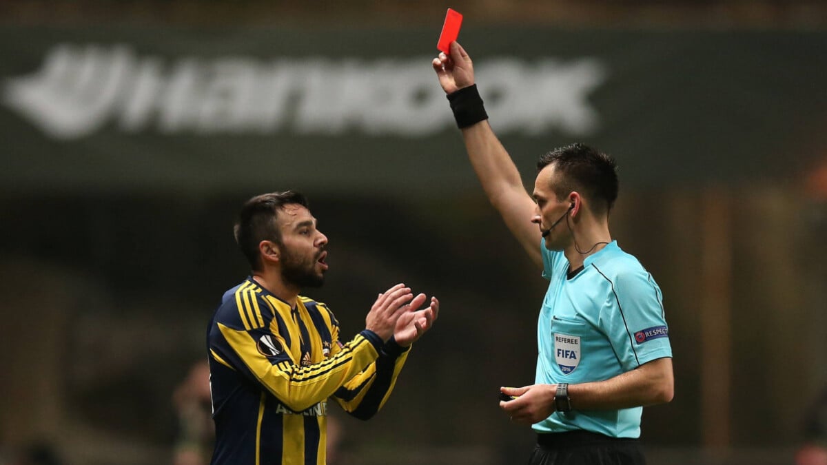 Ivan Bebek, hakemliği bıraktı