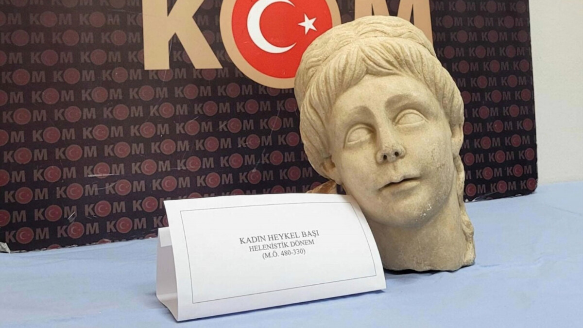 İzmir’de 2 bin yıllık heykelin çıktığı yer şaşkına çevirdi