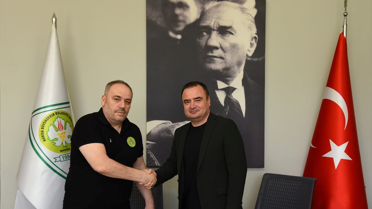 Manisa Büyükşehir Belediyespor’de Ahmet Kandemir dönemi başladı