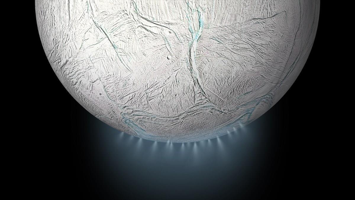 Webb teleskobu Satürn’ün uydusu Enceladus’tan fışkıran devasa bir tüy belirledi