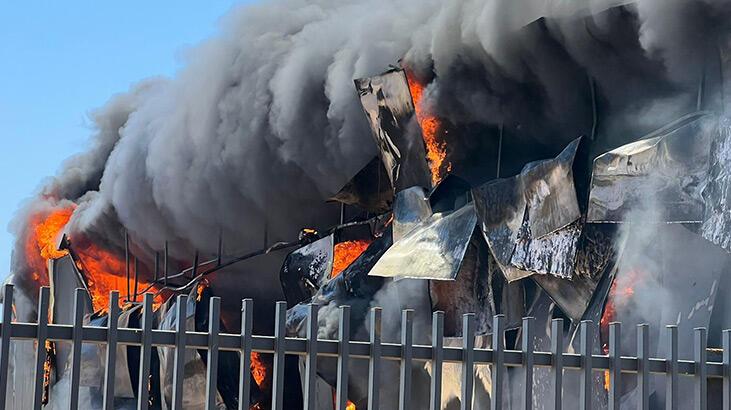 Antalya’da tarım ürünleri fabrikasında yangın