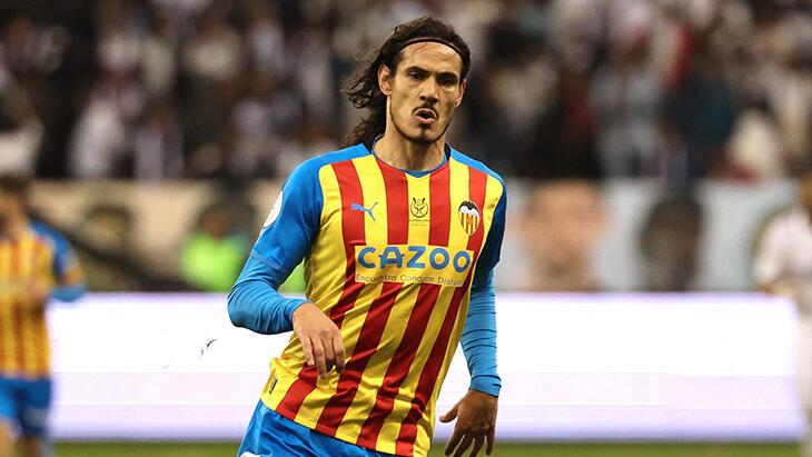 Boca Juniors, Edinson Cavani’yi kadrosuna kattı!