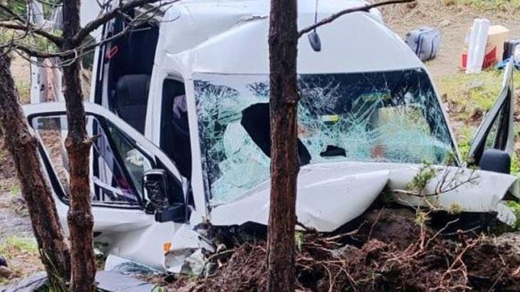 Erzincan’da düğün dönüşü korkunç kaza: 4 ölü, 10 yaralı