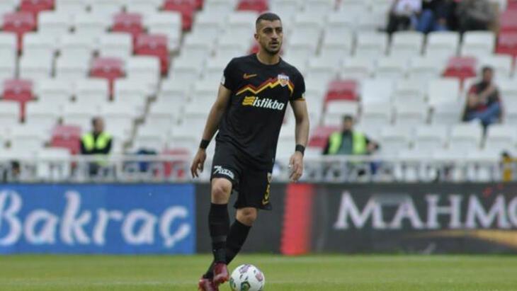 Kayserispor, sözleşmesi sona eren İranlı stoperle tekrar anlaştı!