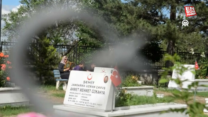 Kurban Bayramında şehitliklere hüzünlü ziyaret