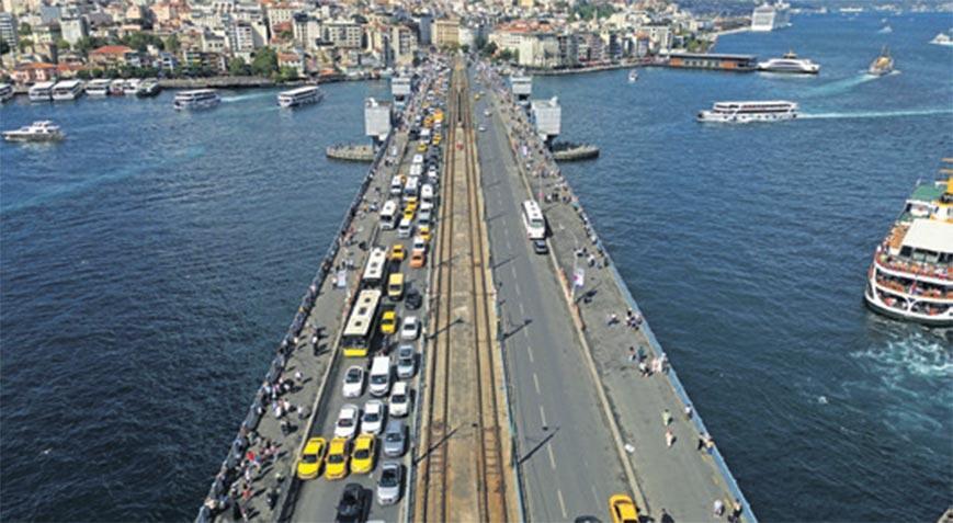 Galata Köprüsü’nde yenileme çalışması