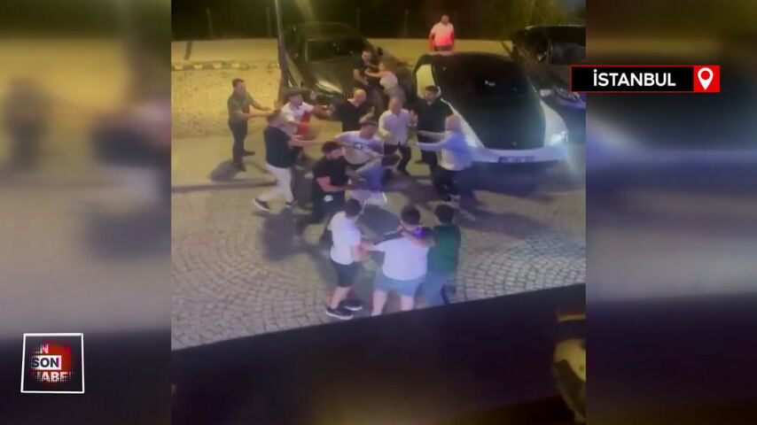 Beylikdüzü’nde eğlence mekanı çıkışında yumruklar havada uçuştu