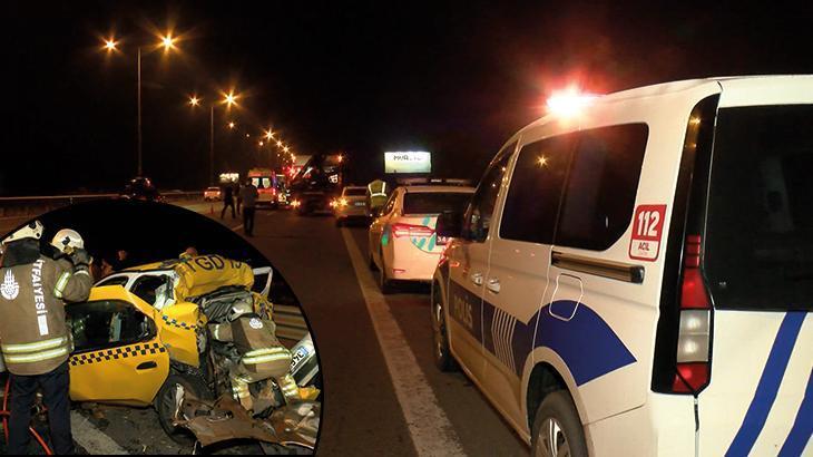 Yolcu otobüsü ile taksi çarpıştı: 3 yaralı