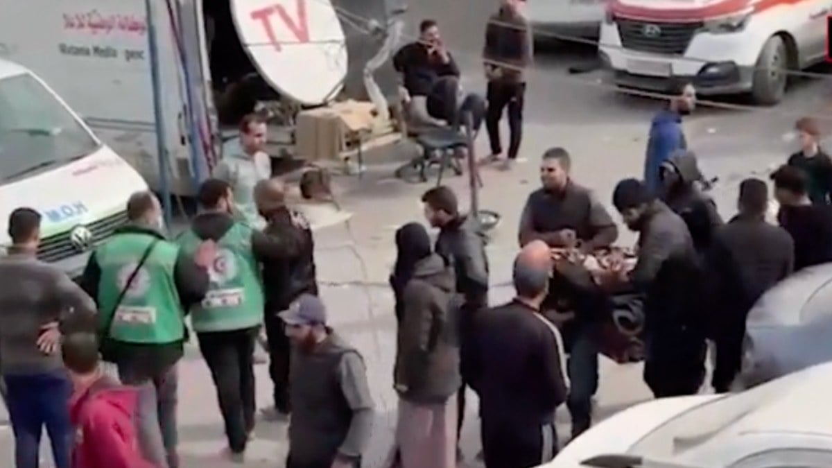 Filistinliler Şifa Hastanesi’ne sığındı: Zor şartlar altında yaşam mücadelesi…