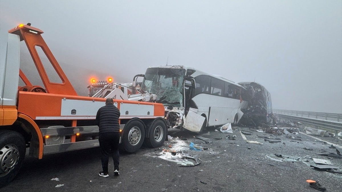 Kuzey Marmara Otoyolu’ndaki zincirleme kazaya 3 tutuklama