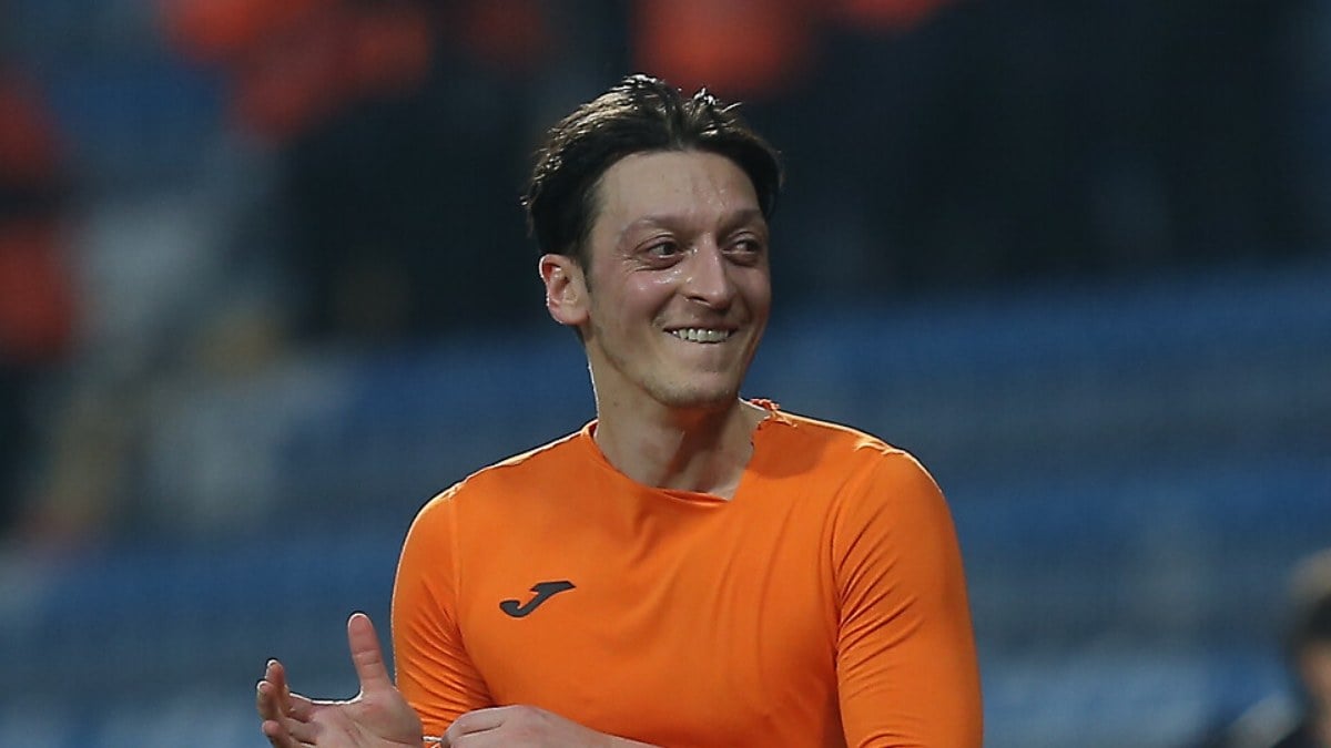 Görenler tanıyamıyor! Mesut Özil’in son hali şaşırttı
