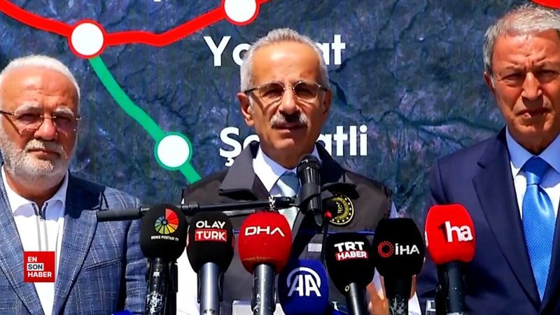 Abdulkadir Uraloğlu: Ankara – Kayseri arası 1 saate düşecek