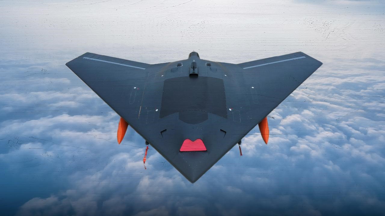 ANKA 3 ilk kez iniş takımları kapalı uçtu