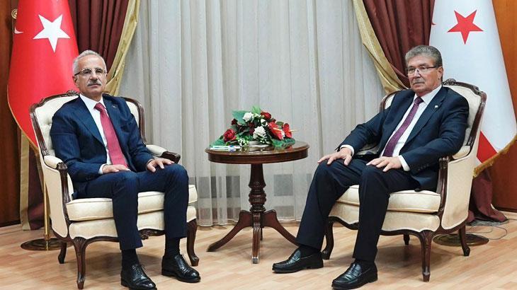 Bakan Uraloğlu, KKTC Başbakanı Üstel ile bir araya geldi
