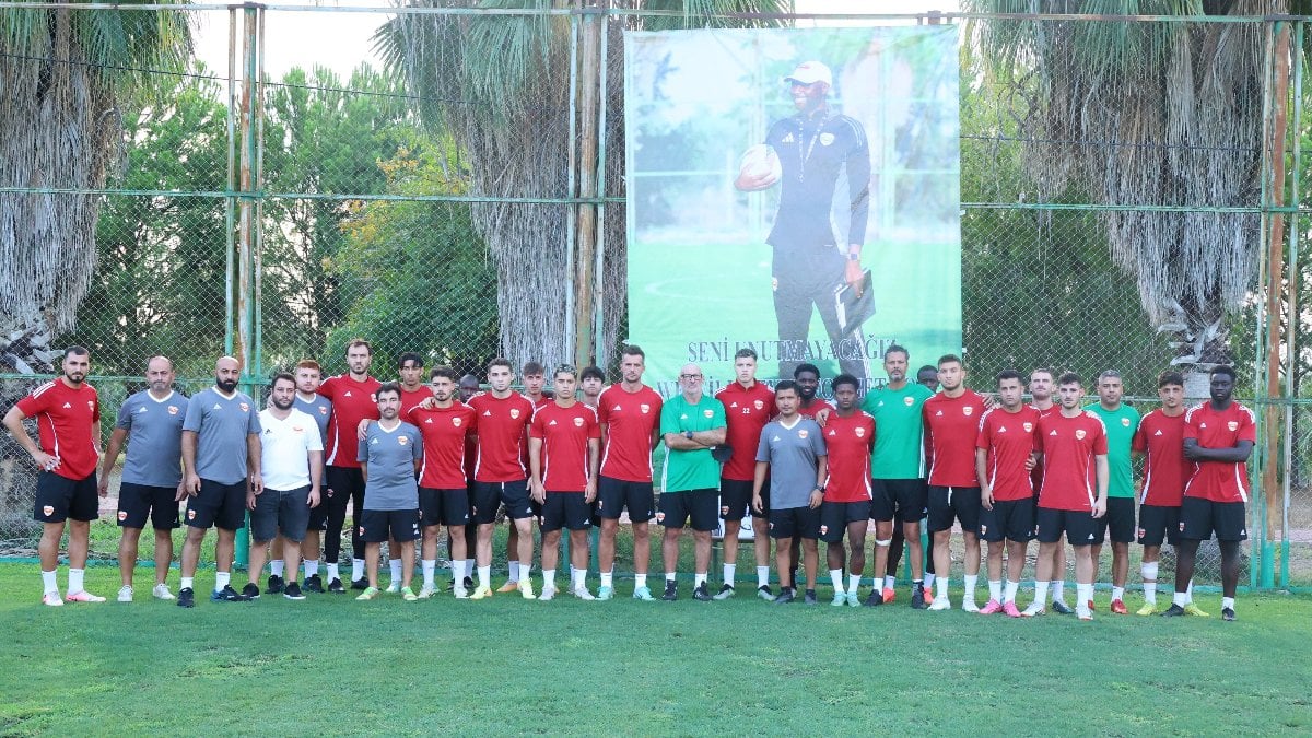 Adanaspor’da Sol Bamba anısına saygı duruşu yapıldı